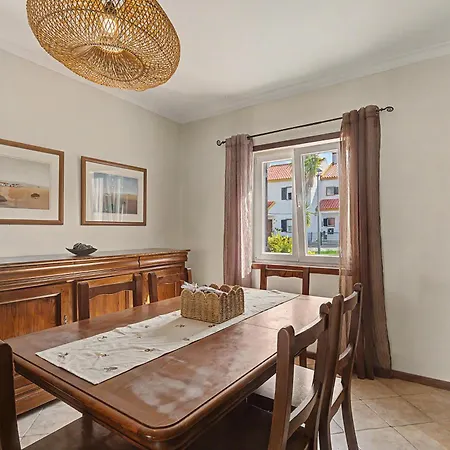 Town House بيت للعطل