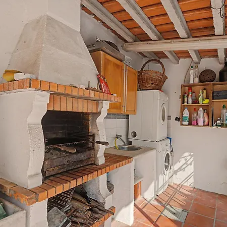 Azeitao Guest House *
